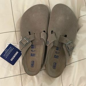 NIB Birkenstock Boston Stone Coin. New with tags, never been worn.